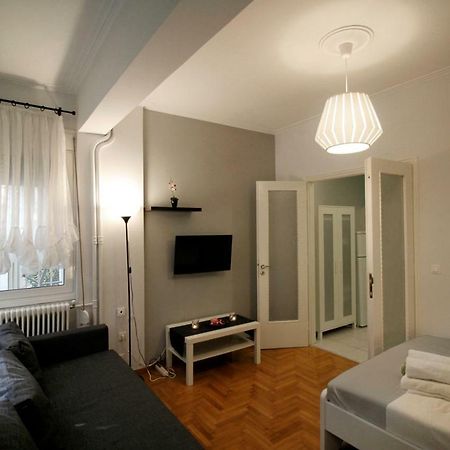 Luxury Flat In Kolonaki, 3' Metro Lägenhet Aten Exteriör bild