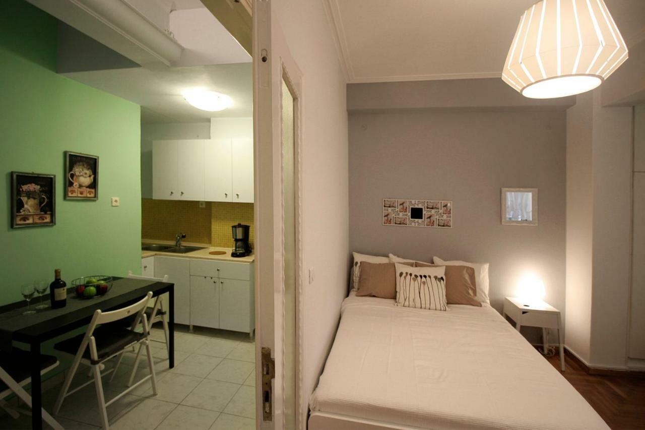 Luxury Flat In Kolonaki, 3' Metro Lägenhet Aten Exteriör bild